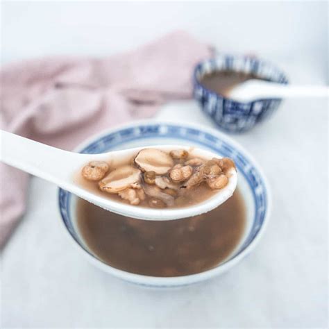 Sweet Mung Bean Soup (綠豆沙) 